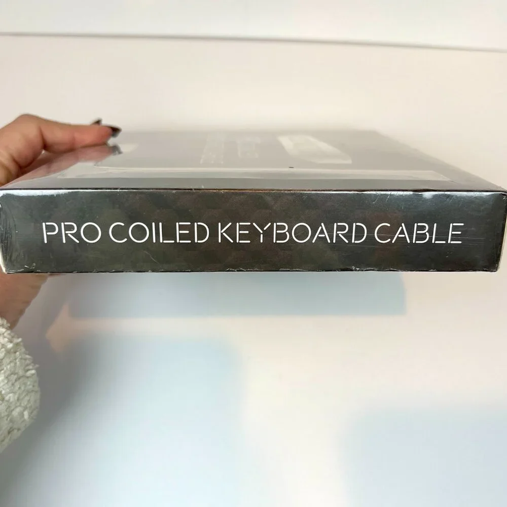 CableMod Pro Coiled Keyboard Cable Orangesicle, USB A to USB Type C, 150cm Mesh